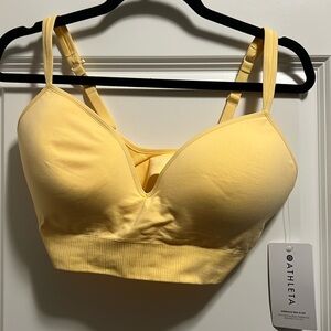 NWT Athleta Embrace D-DD bra